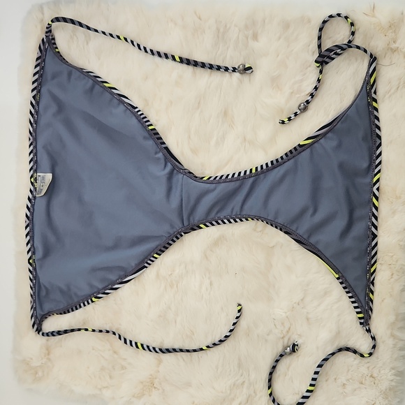 NWOT Converse Swim Bottom - Picture 4 of 6